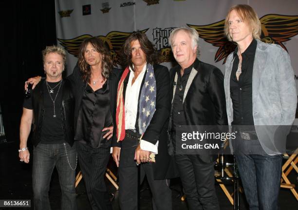 Photo of AEROSMITH and Joey KRAMER and Steven TYLER and Joe PERRY and Brad WHITFORD and Tom HAMILTON, Group portrait at a press conference to launch...