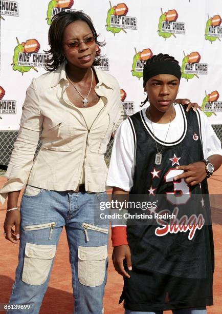 Photo of BOW WOW; with his mother