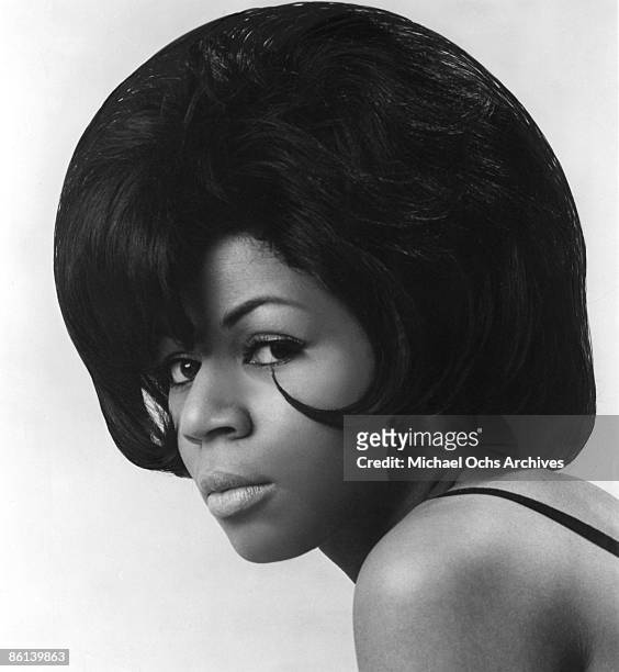 Chess Records singer Angela Davis better known by her real name Minnie Riperton poses for a portrait circa 1967 in Chicago, Illinois.