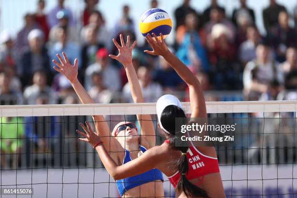 Summer Ross of the United States in action with Brooke Sweat of the United States during the match against Wang Fan and Xia Xinyi of China on Day 5...