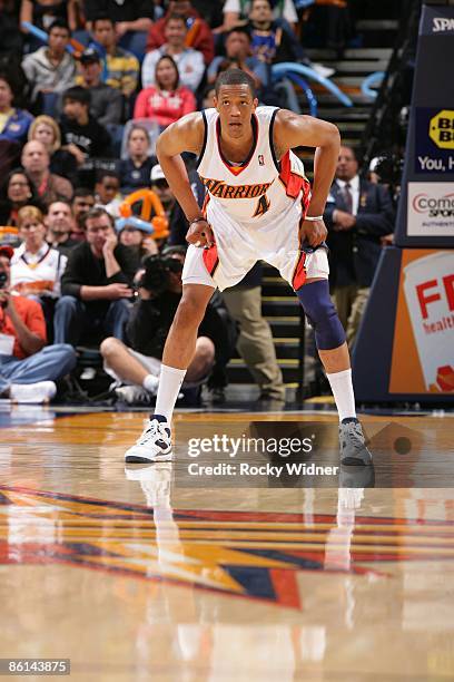 Anthony Randolph of the Golden State Warriors gets set on defense during the game against the San Antonio Spurs at Oracle Arena on April 13, 2009 in...