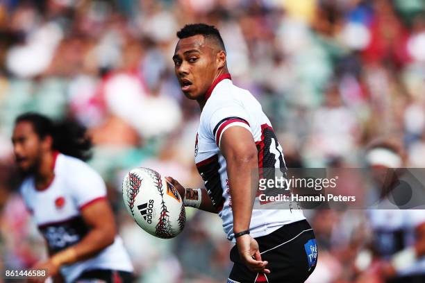Tevita Li of North Harbour makes a break during the round nine Mitre 10 Cup match between North Harbour and Taranaki at QBE Stadium on October 15,...