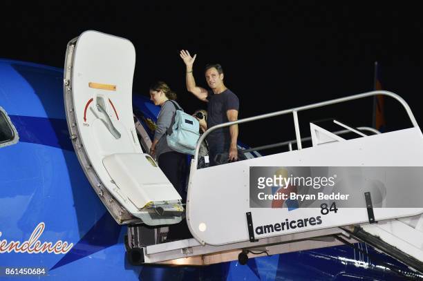 Tony Goldwyn boards an airplane during the 2017 Americares Airlift Benefit at Westchester County Airport on October 14, 2017 in Armonk, New York.