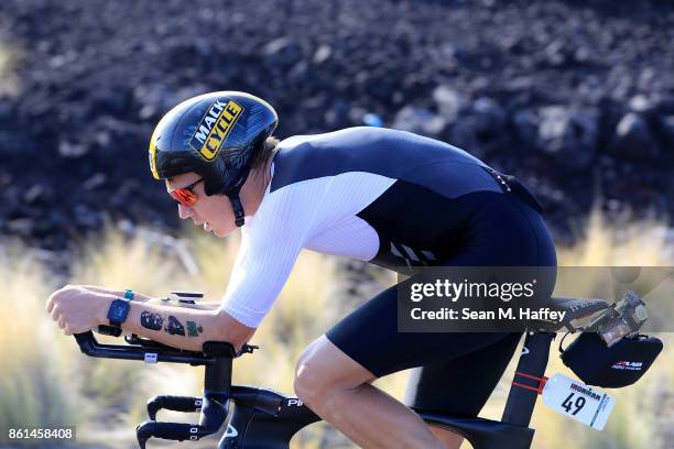 Cameron Wurf of Australia competes during the IRONMAN World Championship on October 14, 2017 in Kailua Kona, Hawaii.