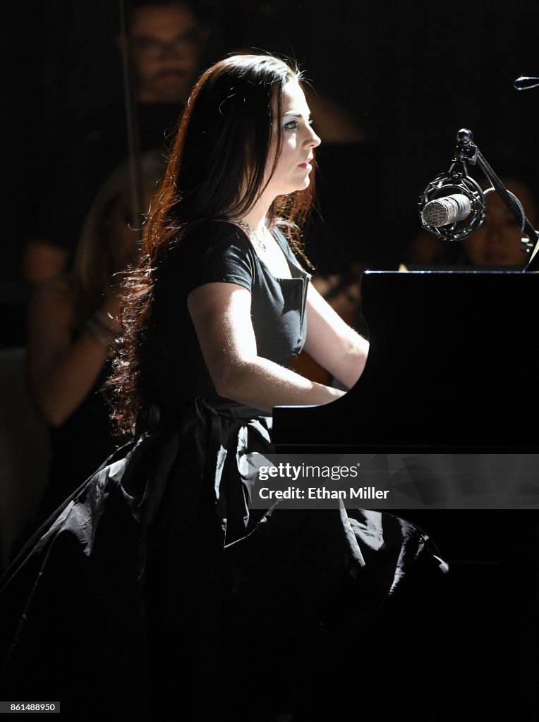 Evanescence Kicks Off Tour At Pearl Concert Theater In Las Vegas