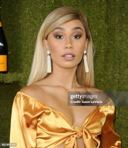 Eva Gutowski attends the 8th annual Veuve Clicquot Polo Classic at Will Rogers State Historic Park on October 14, 2017 in Pacific Palisades,...