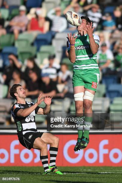 Liam Mitchell of Manawatu takes a high ball during the round nine Mitre 10 Cup match between Hawke's Bay and Manawatu at McLean Park on October 15,...