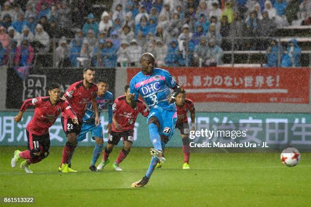 Victor Ibarbo of Sagan Tosu converts the penalty to score the opening goal during the J.League J1 match between Sagan Tosu and Cerezo Osaka at Best...