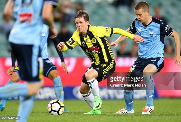 Michael McGlinchey of Wellington in action during the round two A-League match between Sydney FC and the Wellington Phoenix at Allianz Stadium on...