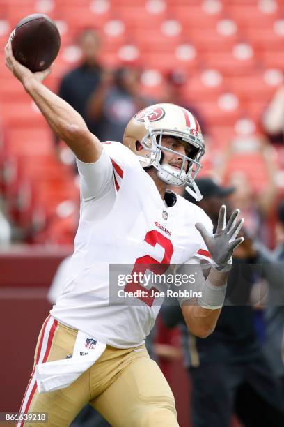 Brian Hoyer of the San Francisco 49ers warms up before a game against the Washington Redskins at FedEx Field on October 15, 2017 in Landover,...