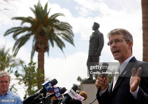 Chris Simcox Photos and Premium High Res Pictures Getty Images