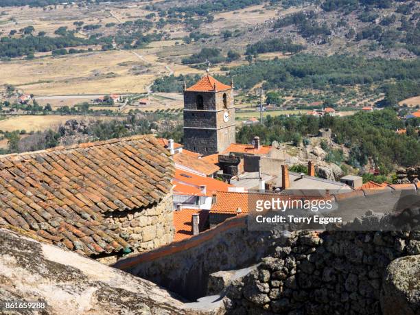 historical village of monsanto - distrikt castelo branco portugal stock-fotos und bilder