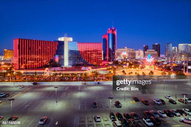 rio hotel and casino at night, las vegas, nevada - rio hotel casino stock pictures, royalty-free photos & images
