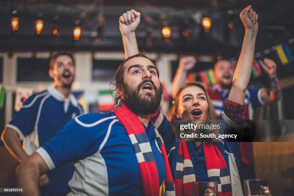 Amici che tifano