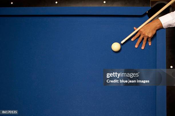 the shot - billiards concepts - billiard table top view stock pictures, royalty-free photos & images