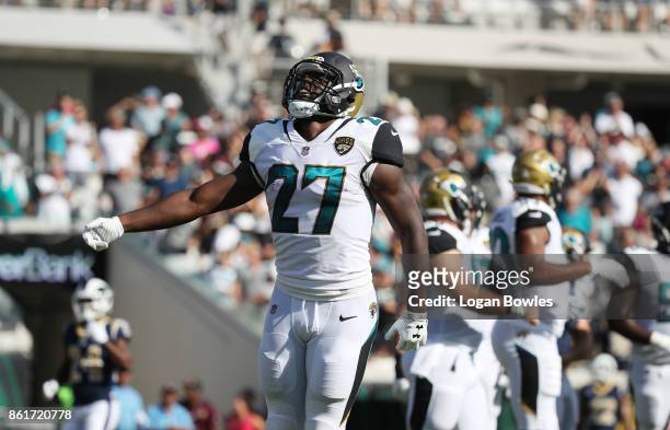 Leonard Fournette of the Jacksonville Jaguars celebrates after a 75-yard touchdown in the first half of their game against the Los Angeles Rams at...