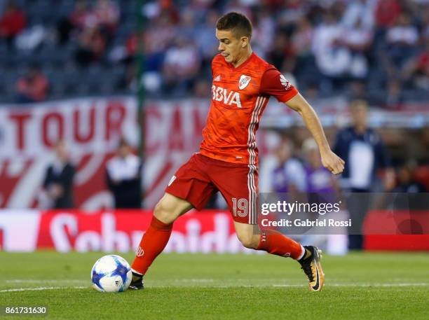 Rafael Santos Borre of River Plate controls the ball during a match between River Plate and Atletico de Tucuman as part of Superliga 2017/18 at...