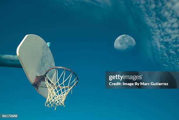 basketball & the moon - basketball hoop stockfoto's en -beelden
