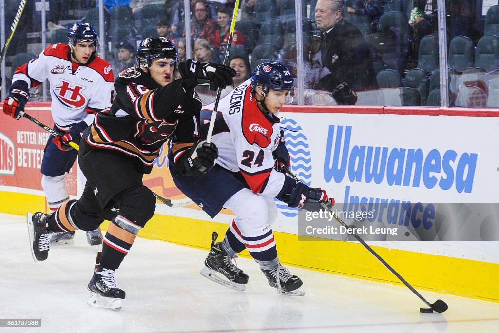 Lethbridge Hurricanes v Calgary Hitmen