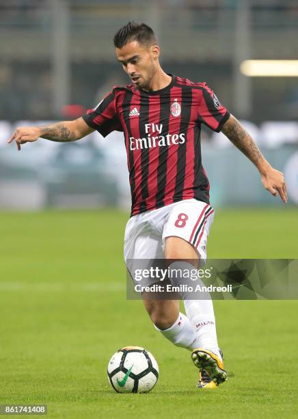 Fernandez Suso of AC Milan in action during the Serie A match between FC Internazionale and AC Milan at Stadio Giuseppe Meazza on October 15, 2017 in...