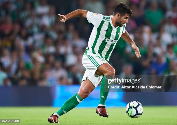 Antonio Barragan of Real Betis Balompie in action during the La Liga match between Real Betis and Valencia at Estadio Benito Villamarin on October 15...