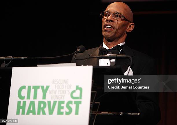 Cludge Neil 205 Claude Neal Photos & High Res Pictures - Getty Images