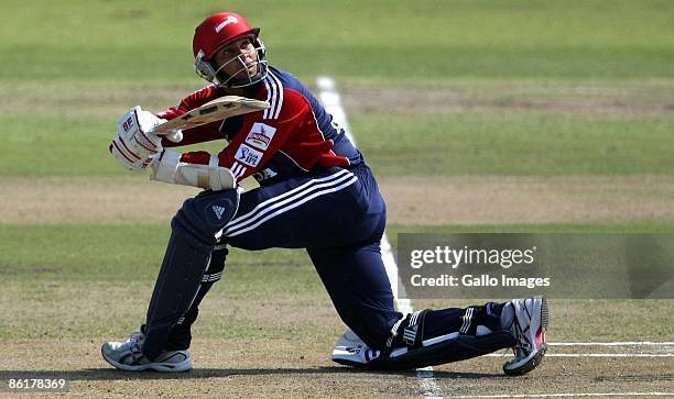 Tilakaratne Dilshan hits out during the IPL T20 match between Chennai Super Kings and Delhi Daredevils from Sahara Park on April 23, 2009 in Durban,...