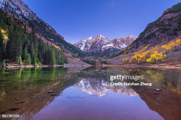 maroon bells nightscape with fall colors - maroon bells stock pictures, royalty-free photos & images