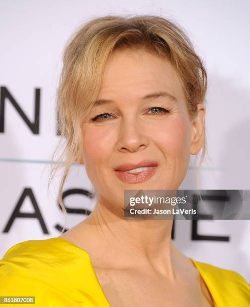 Actress Renee Zellweger attends the premiere of "Same Kind of Different as Me" at Westwood Village Theatre on October 12, 2017 in Westwood,...