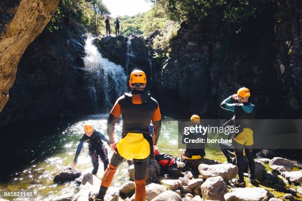 canyoning auf der insel madeira - madeira material stock-fotos und bilder