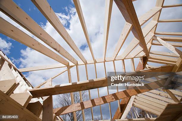 Teachment Under Rafter 107 Rafters Vs Trusses Stock Photos, High-Res Pictures, and Images ...