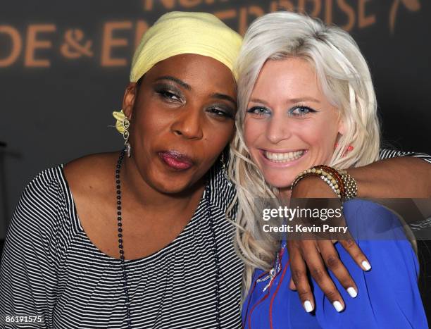 Musicians Macy Gray and Gin Wigmore attend a Gin Wigmore Performance at Siren Studios on April 22nd, 2009 in Hollywood, California