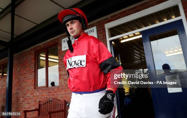 Nico de Boinville at Ludlow Racecourse.