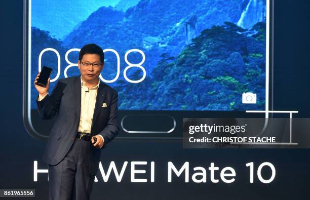 Richard Yu Router 413 Huawei Consumer Business Group Richard Yu Stock Photos, High-Res ...