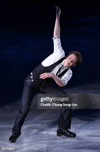 Jeremy Abbott of USA performs during Festa on Ice 2009 at KINTEX on April 24, 2009 in Goyang, South Korea.