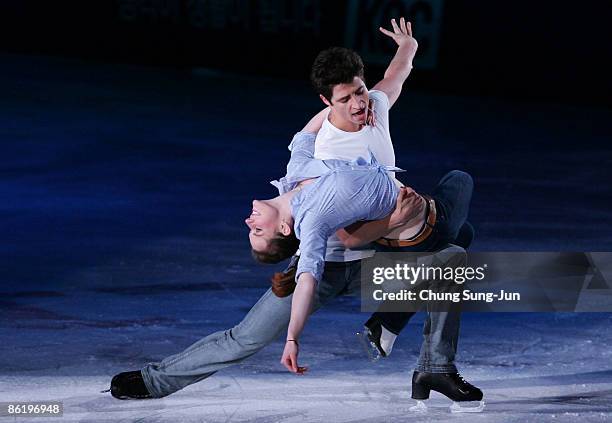 Tessa Virtue and Scott Moir of Canada perform during Festa on Ice 2009 at KINTEX on April 24, 2009 in Goyang, South Korea.
