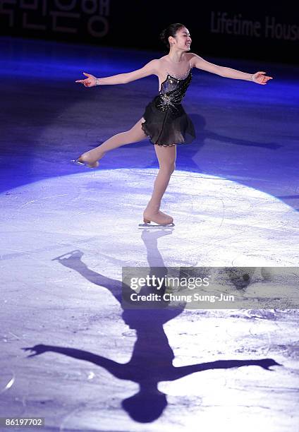 Yu-na Kim of South Korea performs during Festa on Ice 2009 at KINTEX on April 24, 2009 in Goyang, South Korea.