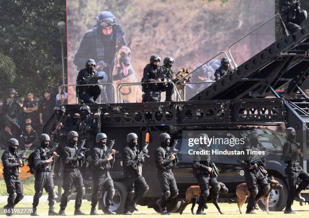 Nsg Commando Nsg Commando Photos and Premium High Res Pictures - Getty Images