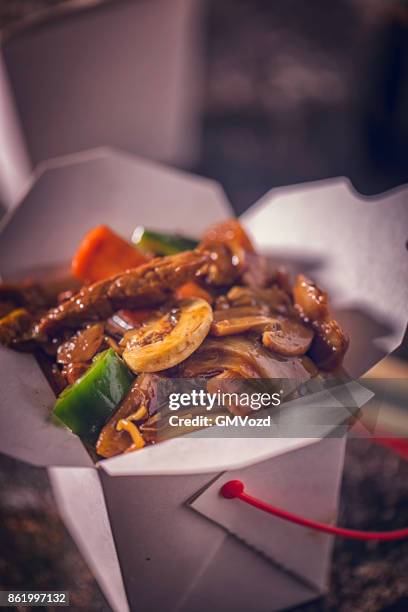 spicy kung pao chicken take out food - kung pao stock pictures, royalty-free photos & images