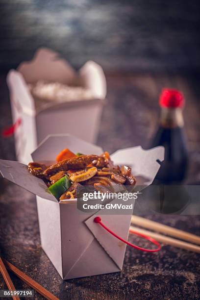 spicy kung pao chicken take out food - kung pao stock pictures, royalty-free photos & images