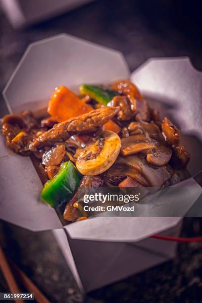 spicy kung pao chicken take out food - kung pao stock pictures, royalty-free photos & images