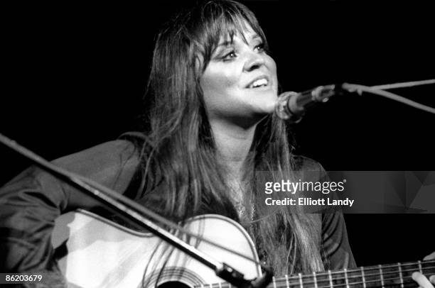 Photo of MELANIE, Melanie, still one of my favorite singers, Woodstock Festival, Bethel, NY, 1969