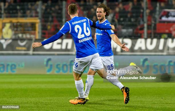 Yannick Stark of Darmstadt celebrates the first goal for his team with his teammates during the Second Bundesliga match between SV Darmstadt 98 and...