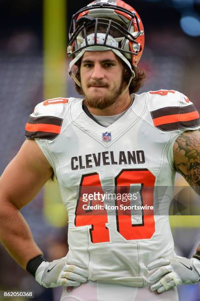 Cleveland Browns fullback Dan Vitale warms up before the football game between the Cleveland Browns and the Houston Texans on October 15, 2017 at NRG...