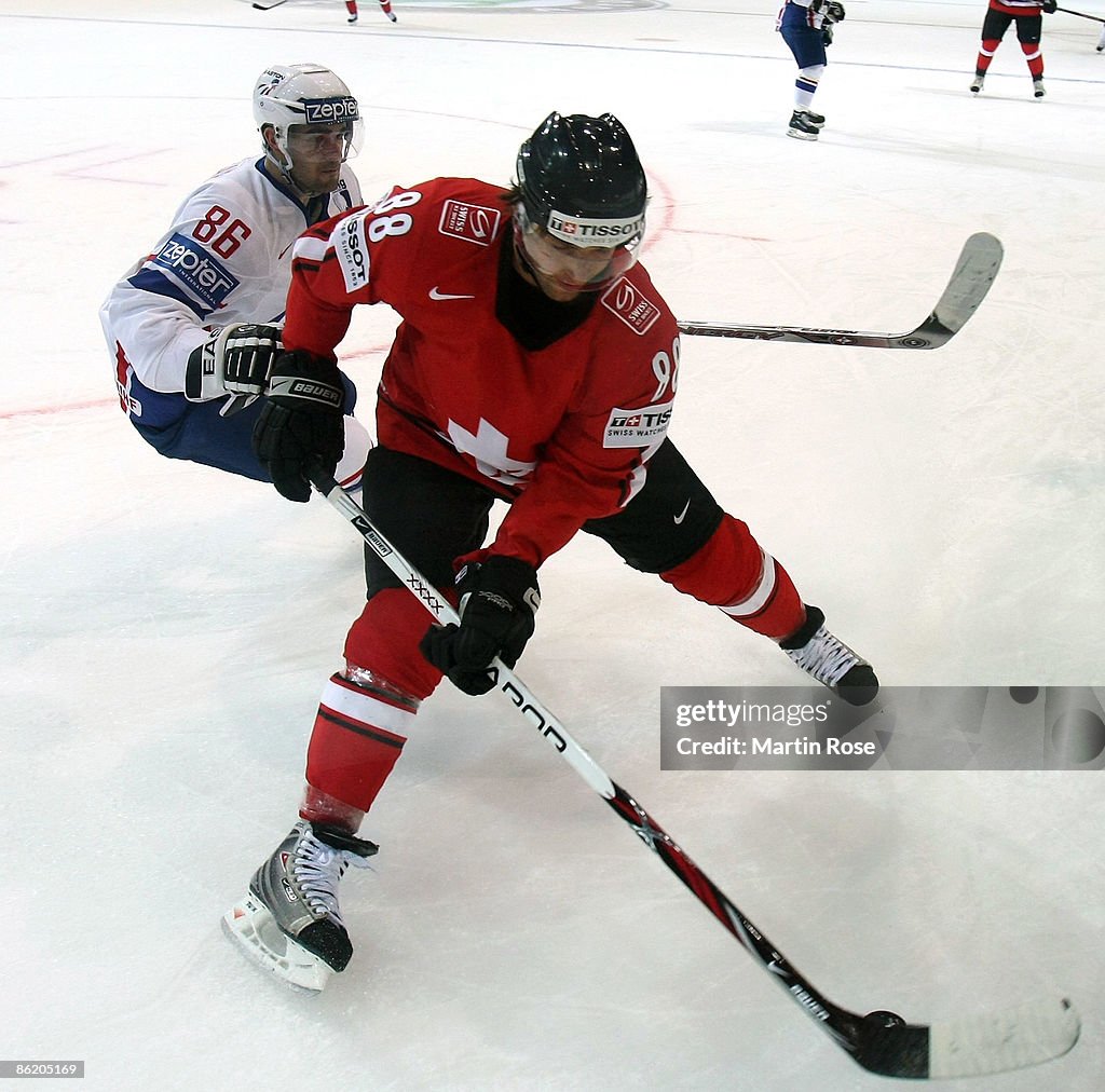 Switzerland v France - IIHF World Championship 2009