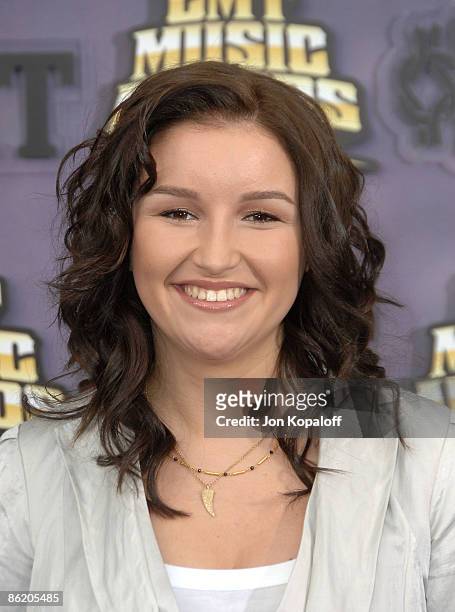 Singer Ashton Sheppard attends the 2008 CMT Music Awards at the Curb Events Center at Belmont University on April 14, 2008 in Nashville, Tennessee.