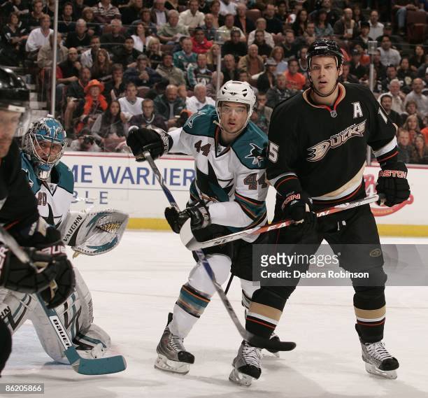 Marc-Edouard Vlasic of the San Jose Sharks defends against Ryan Getzlaf of the Anaheim Ducks during Game Four of the Western Conference Quarterfinal...