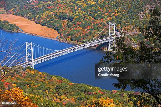 bear mountain bridge, new york - bear mountain bridge stock pictures, royalty-free photos & images