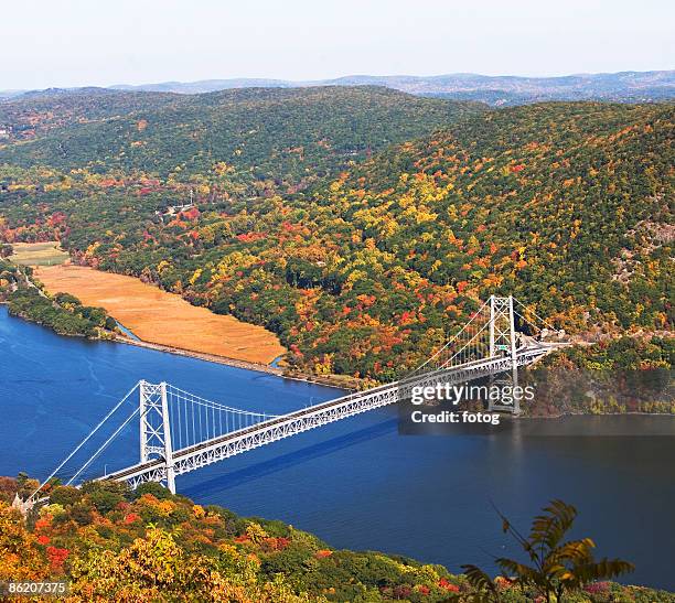 bear mountain bridge, new york - bear mountain bridge stock pictures, royalty-free photos & images