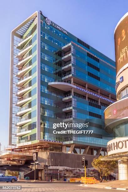 old mutual building in sandton, johannesburg - traffic light control box stock pictures, royalty-free photos & images